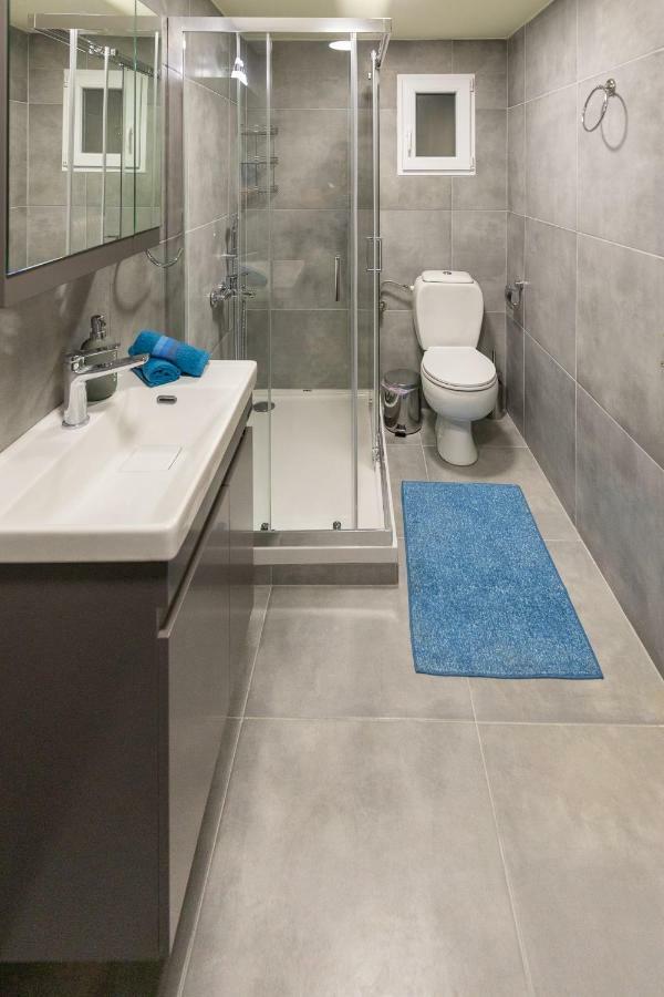 Apartment Kyniska Urban Athen